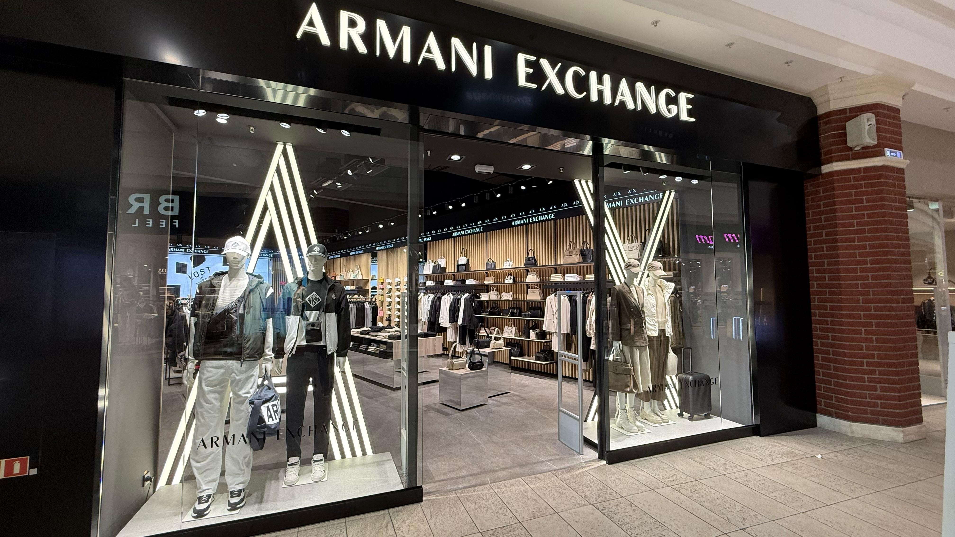 Armani Exchange, Калининград